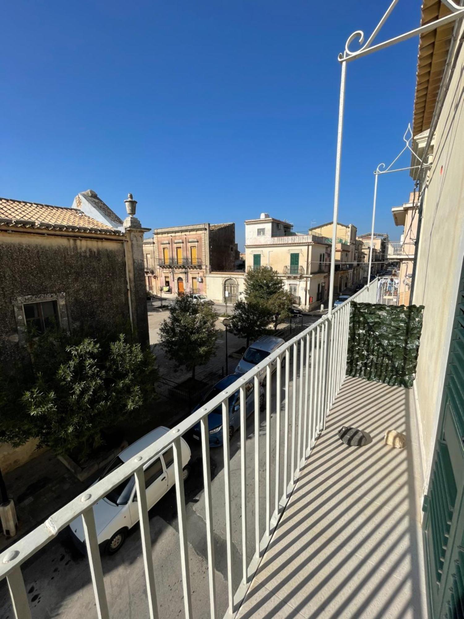 Hotel Casa Crispi Noto Exteriér fotografie